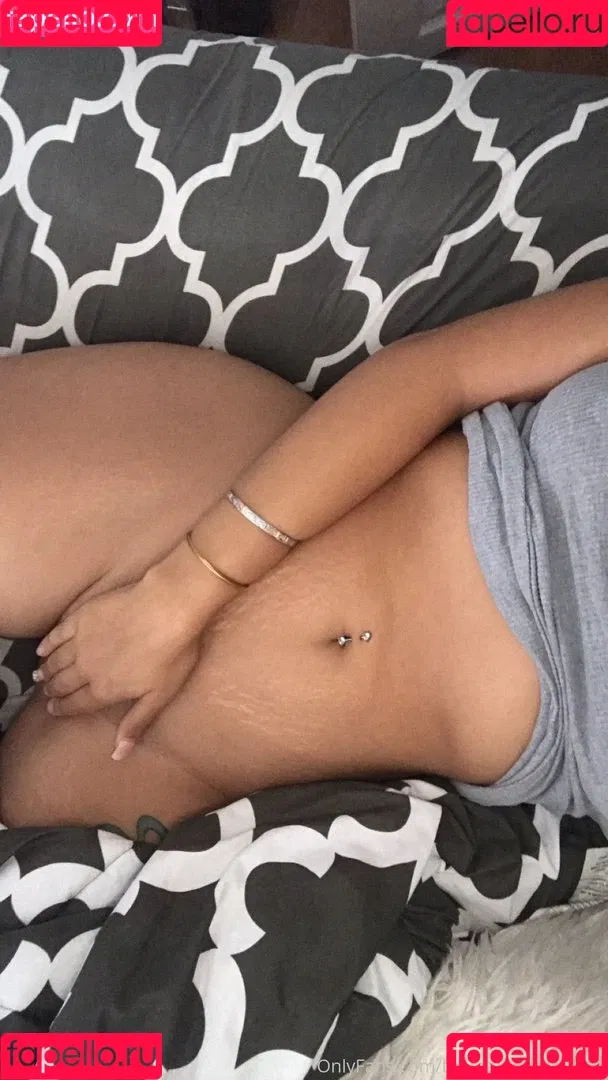 Prettydinero Onlyfans Photo Gallery 