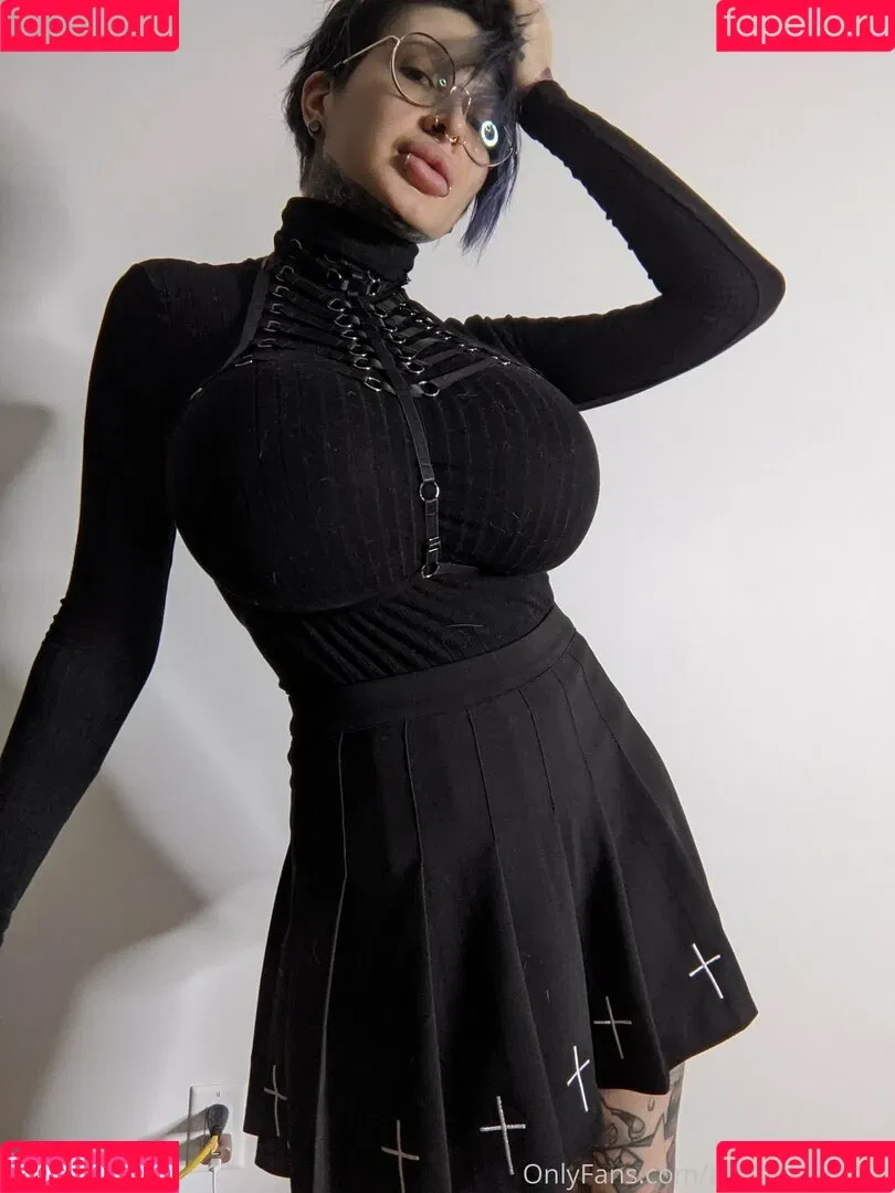 arianestamour Onlyfans Photo Gallery 