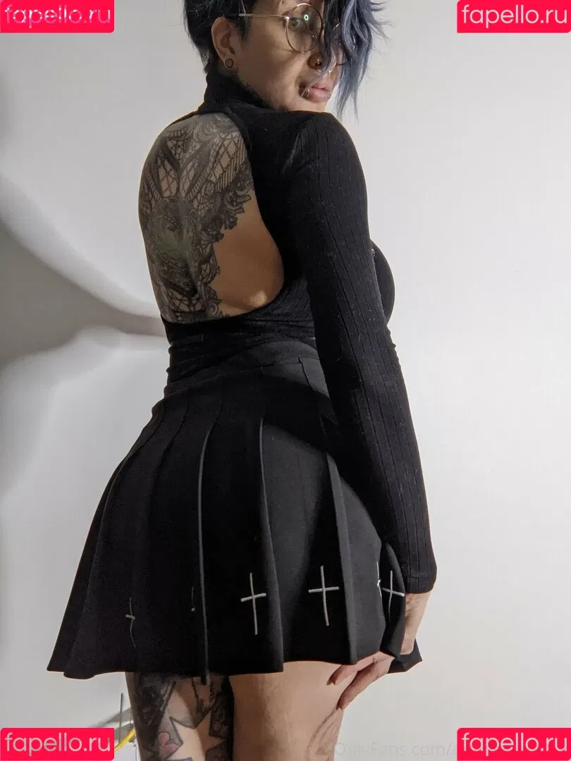 arianestamour Onlyfans Photo Gallery 