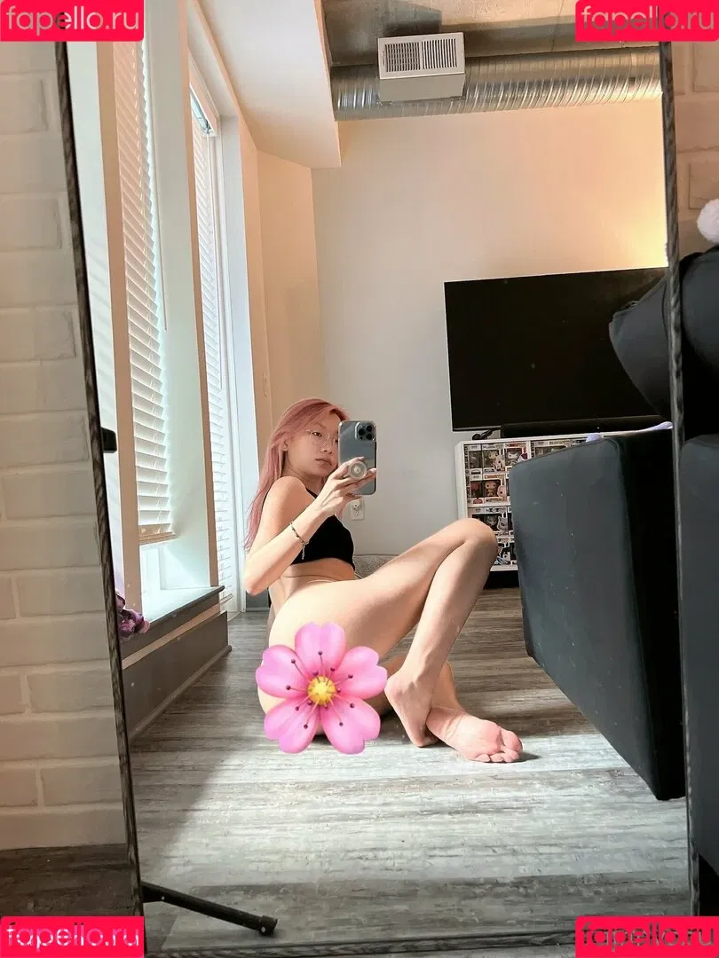 thejinnychu Onlyfans Photo Gallery 