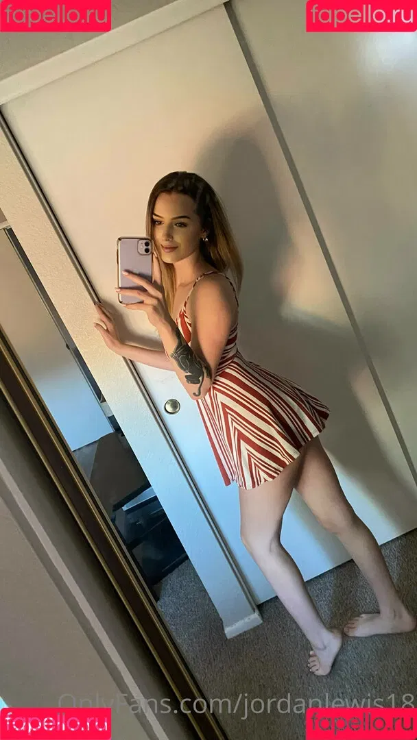 Sophomore Jordan Onlyfans Photo Gallery 