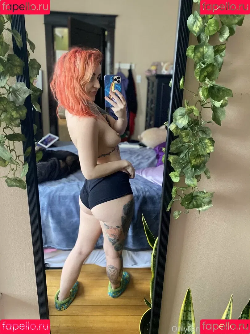 tinytoni Onlyfans Photo Gallery 