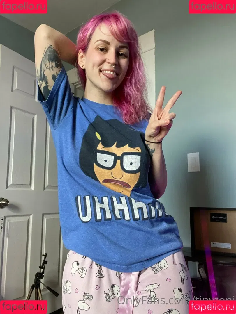 tinytoni Onlyfans Photo Gallery 