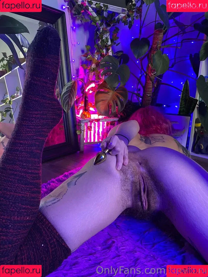 tinytoni Onlyfans Photo Gallery 