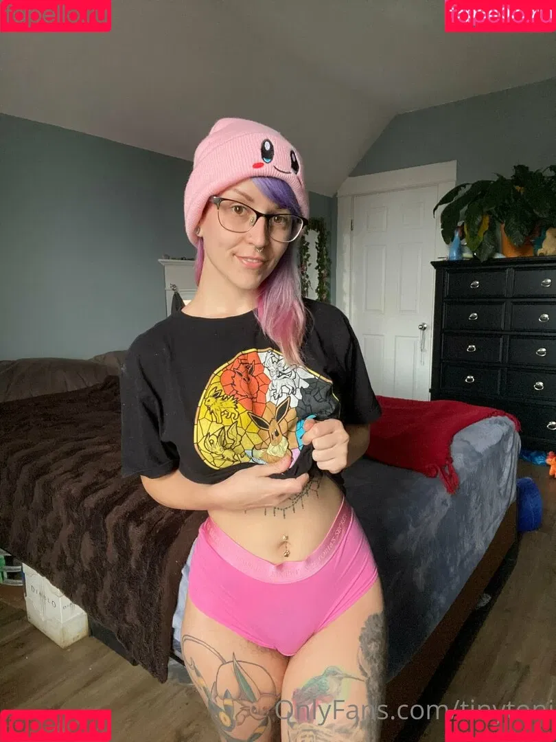 tinytoni Onlyfans Photo Gallery 