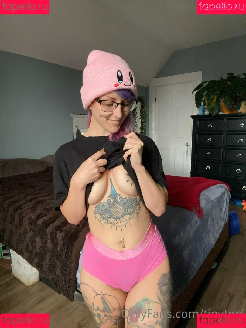 tinytoni Onlyfans Photo Gallery 