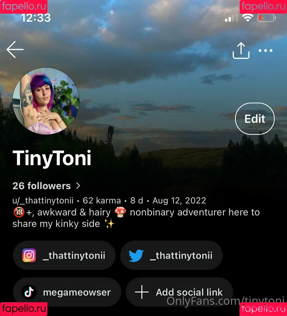 tinytoni Onlyfans Photo Gallery 