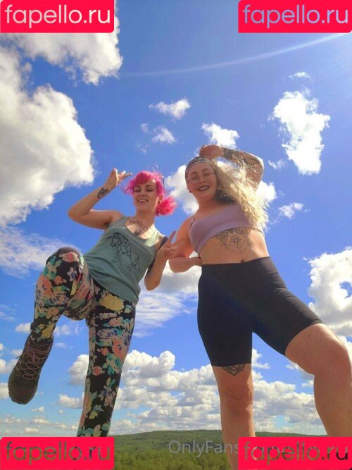 tinytoni Onlyfans Photo Gallery 