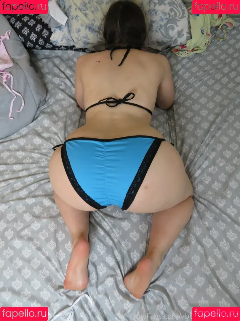 abbyandcourtney Onlyfans Photo Gallery 