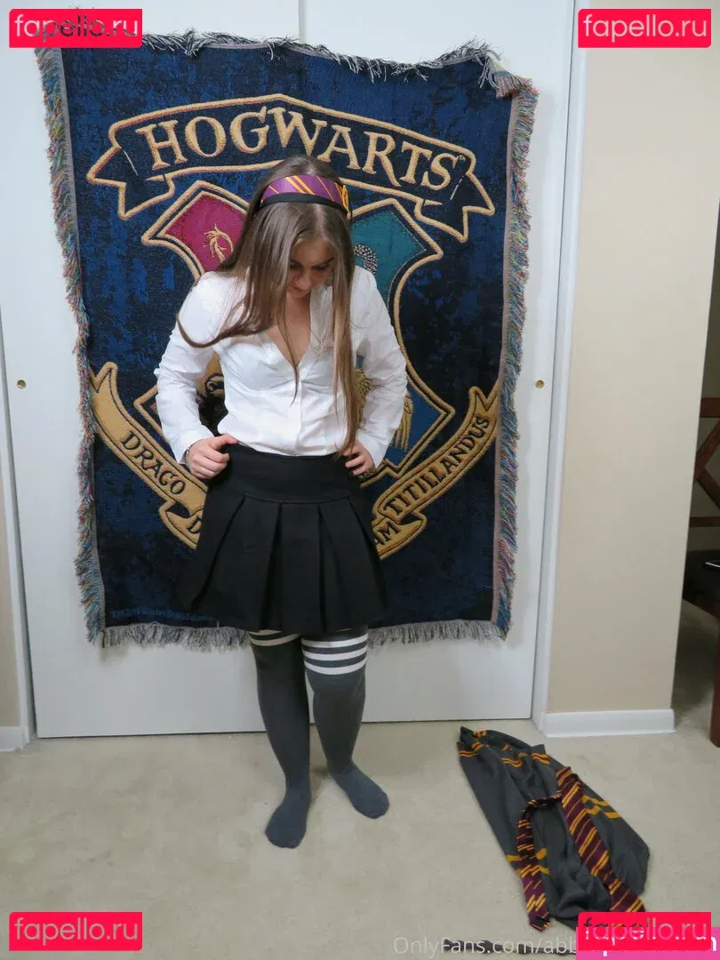 abbyandcourtney Onlyfans Photo Gallery 