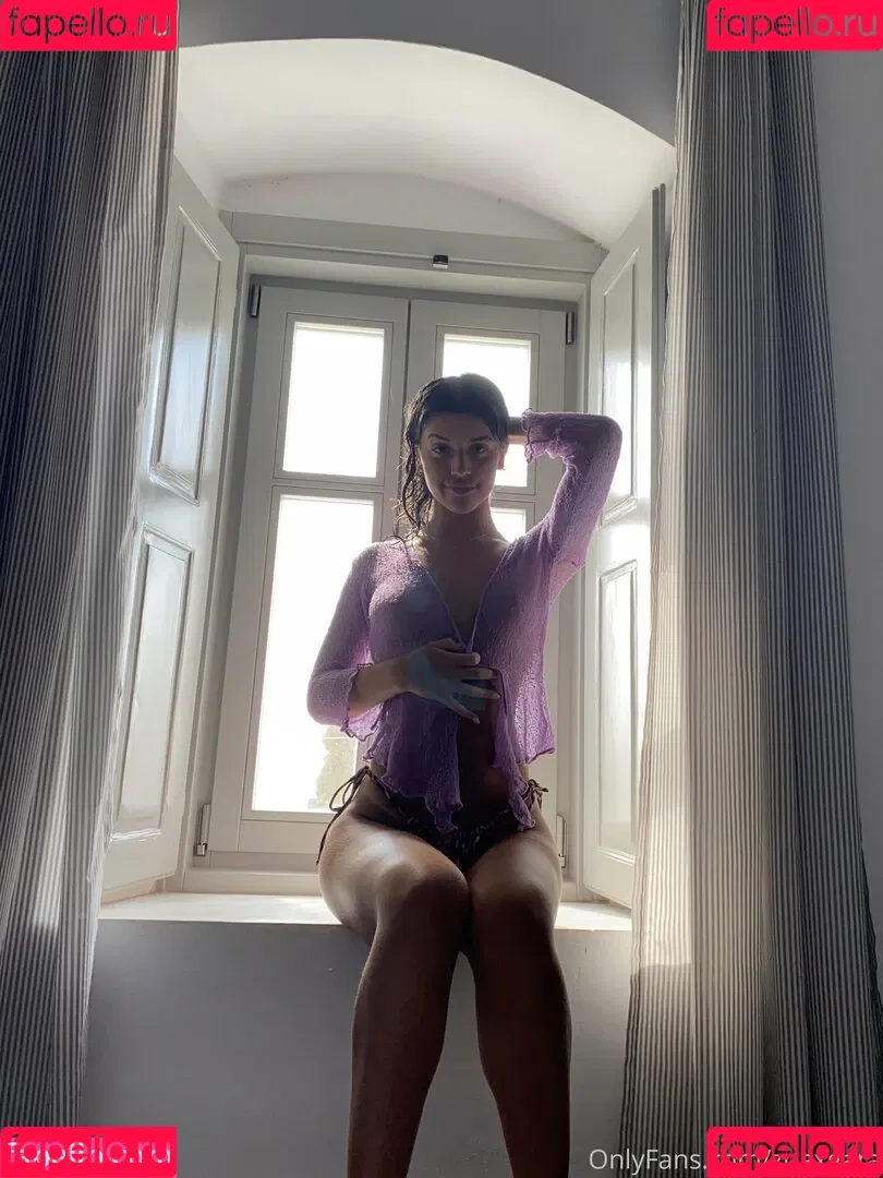 Zoe Gara Onlyfans Photo Gallery 