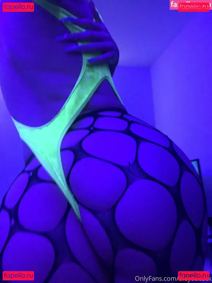 Dieyoucuck Onlyfans Photo Gallery 