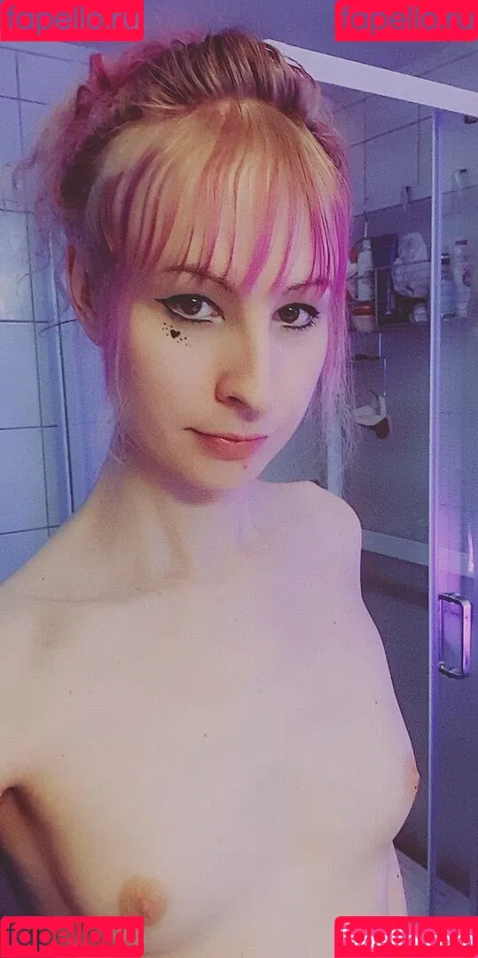 secretsaria Onlyfans Photo Gallery 