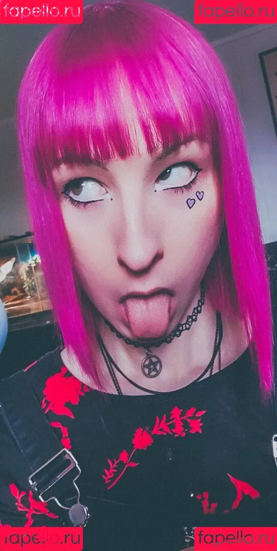 secretsaria Onlyfans Photo Gallery 