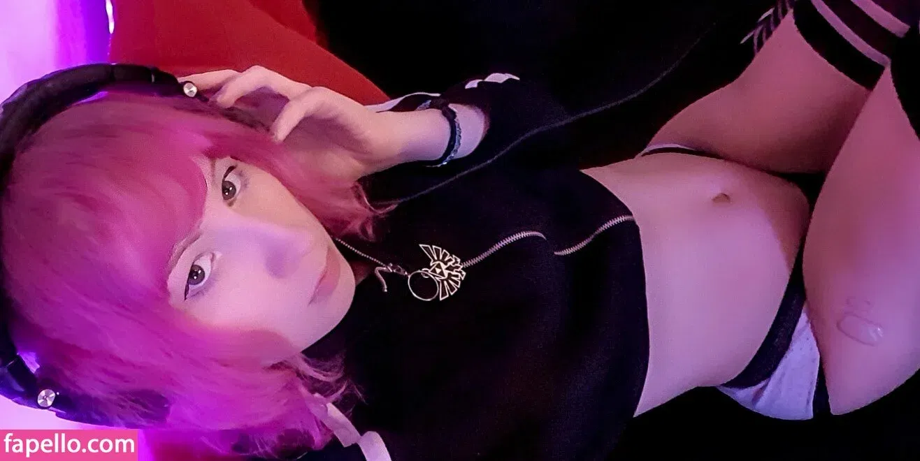 secretsaria Onlyfans Photo Gallery 