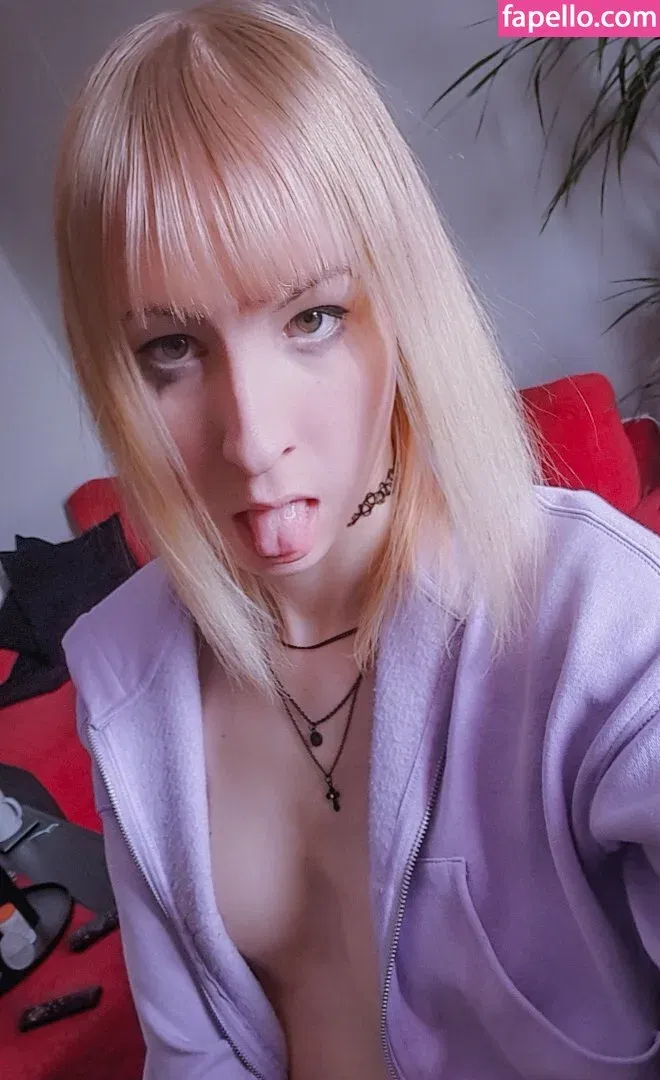 secretsaria Onlyfans Photo Gallery 