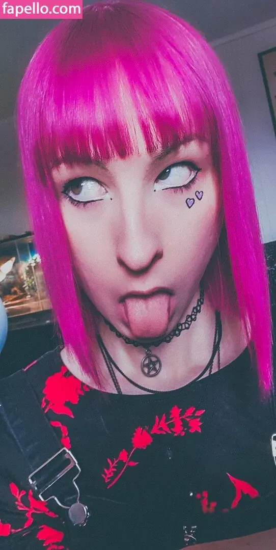 secretsaria Onlyfans Photo Gallery 