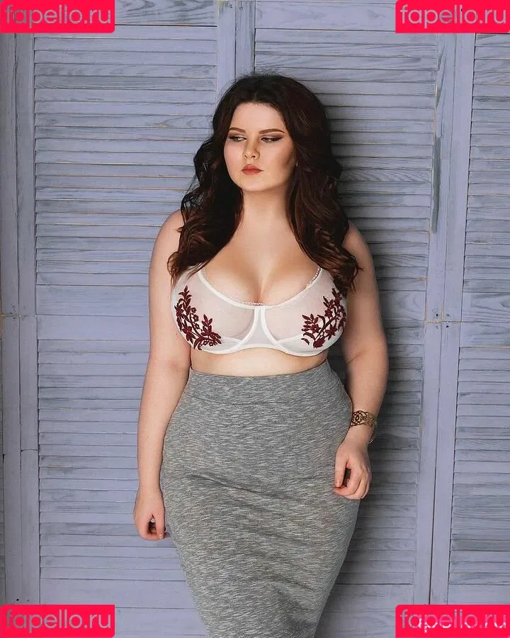 Anna Bernadi Onlyfans Photo Gallery 