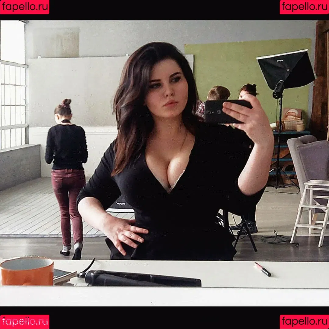 Anna Bernadi Onlyfans Photo Gallery 