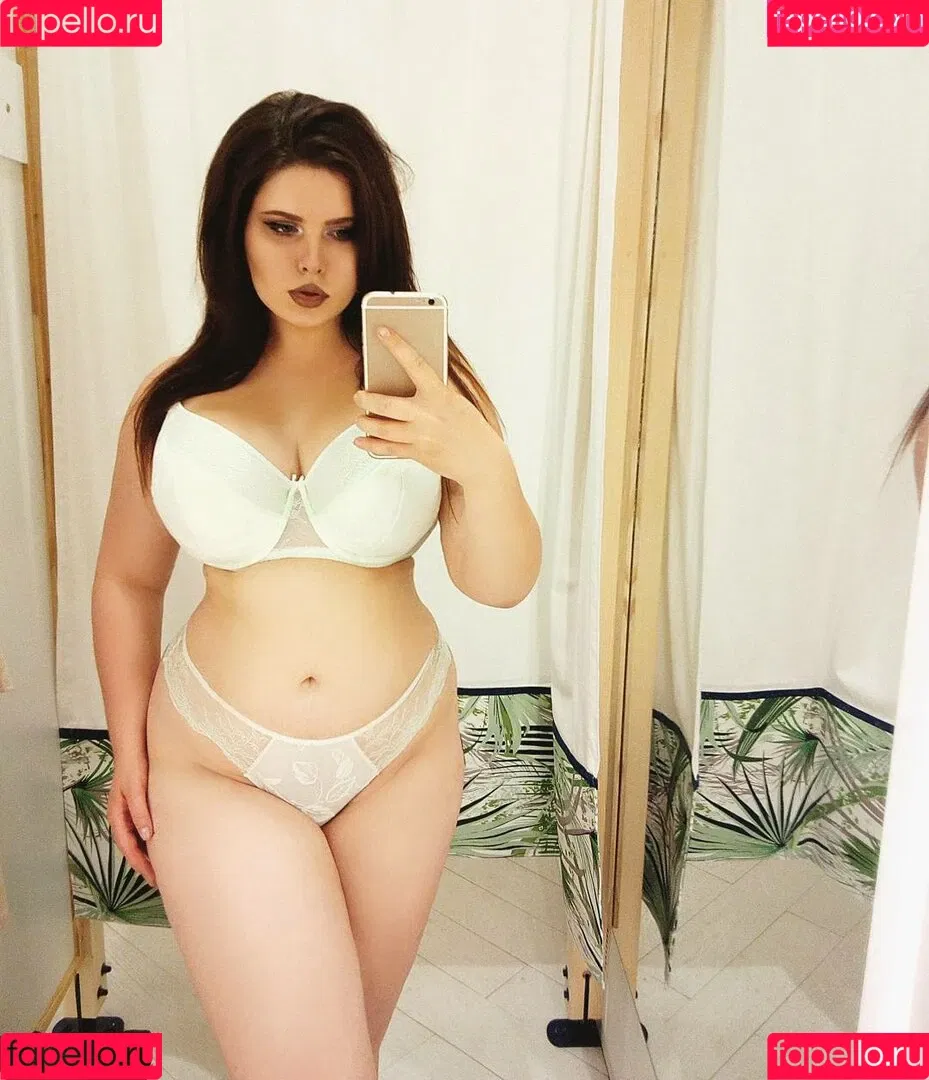 Anna Bernadi Onlyfans Photo Gallery 