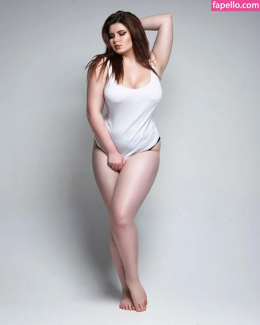 Anna Bernadi Onlyfans Photo Gallery 