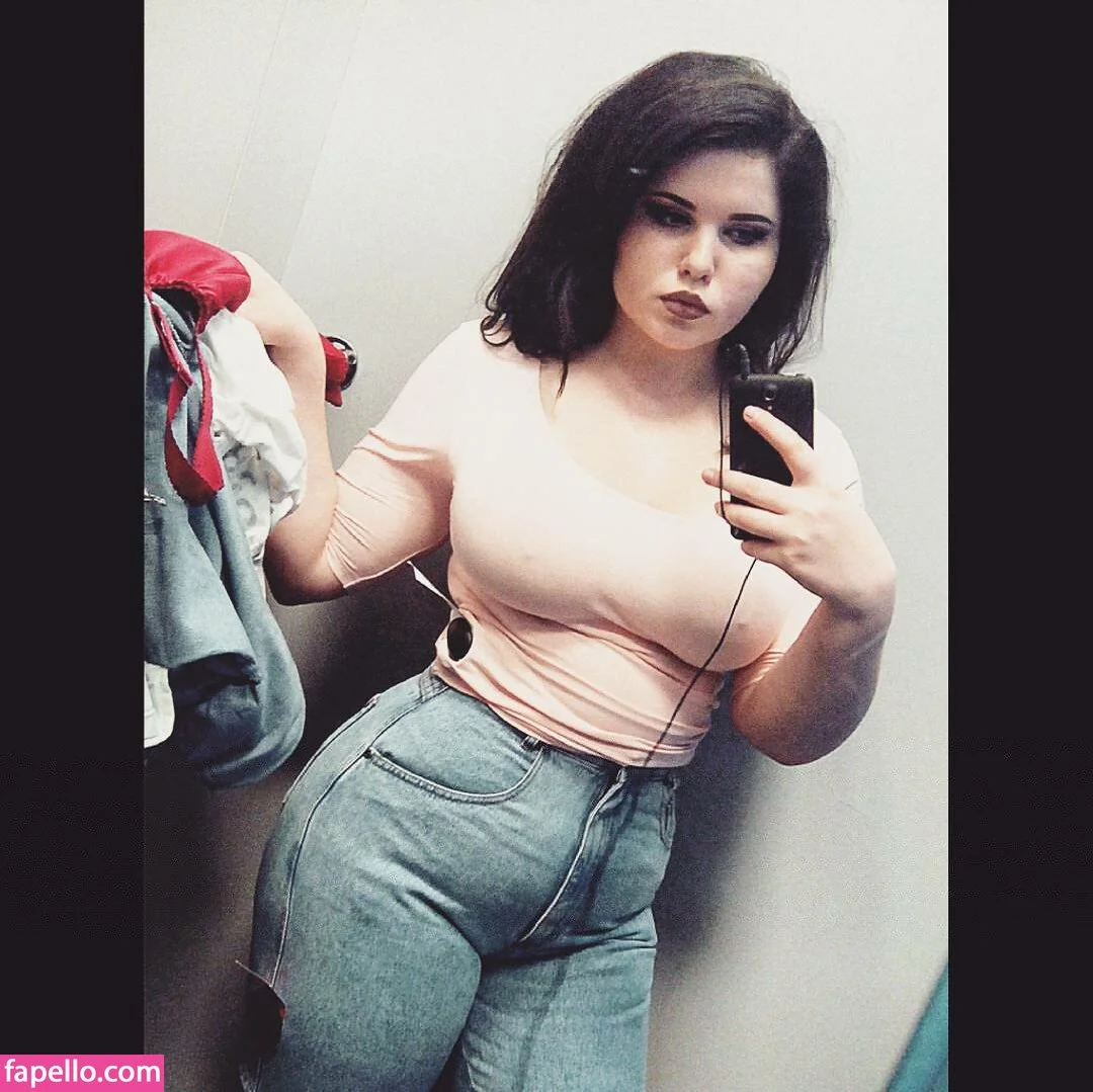 Anna Bernadi Onlyfans Photo Gallery 