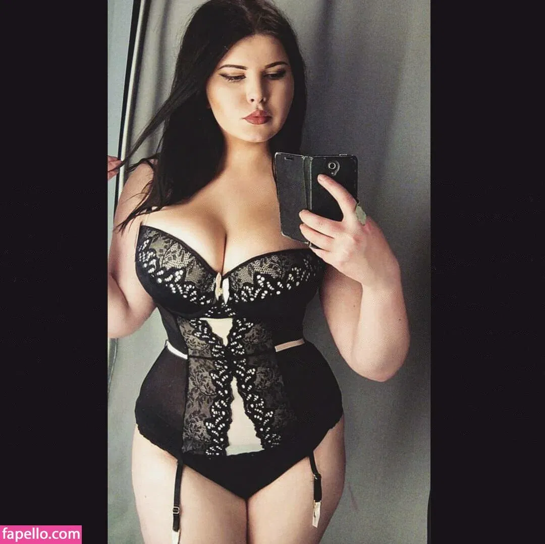 Anna Bernadi Onlyfans Photo Gallery 