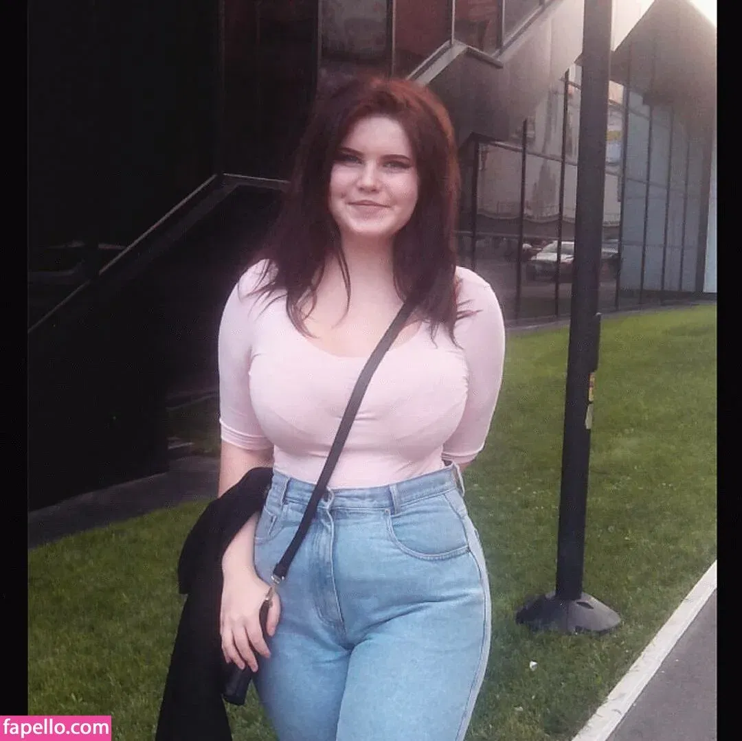 Anna Bernadi Onlyfans Photo Gallery 