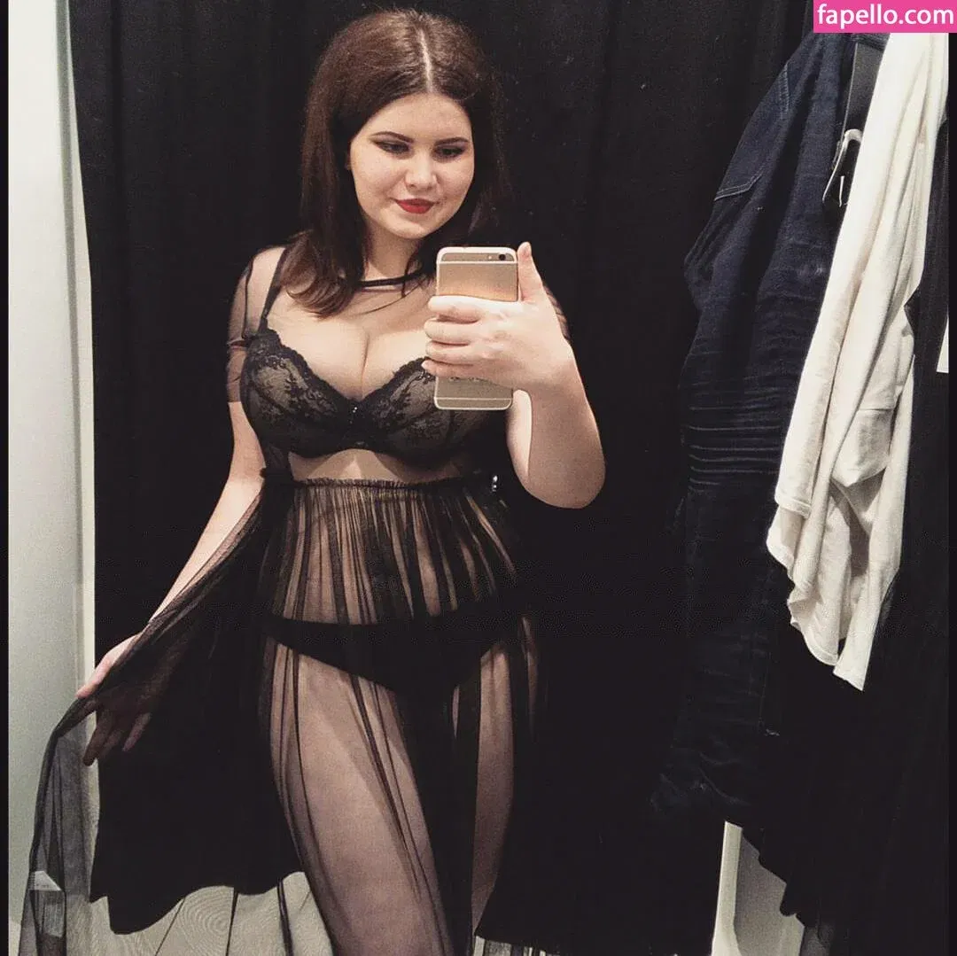 Anna Bernadi Onlyfans Photo Gallery 