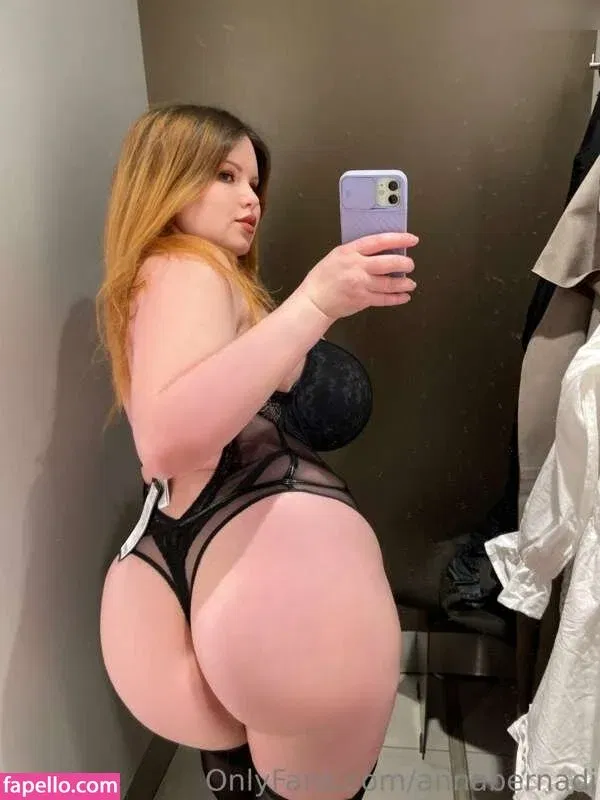 Anna Bernadi Onlyfans Photo Gallery 