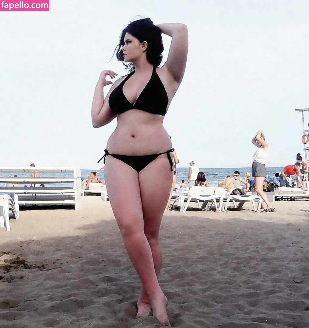 Anna Bernadi Onlyfans Photo Gallery 