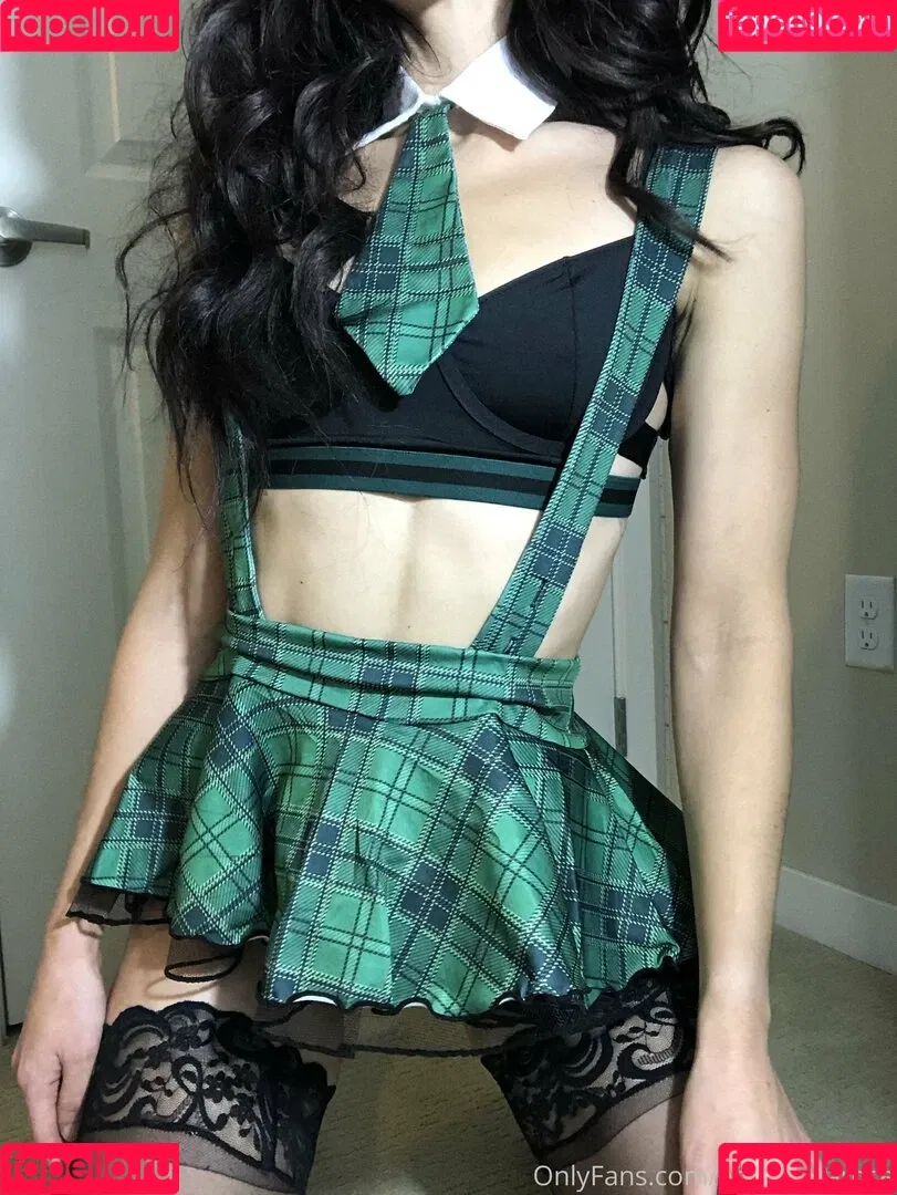 emmayearose Onlyfans Photo Gallery 