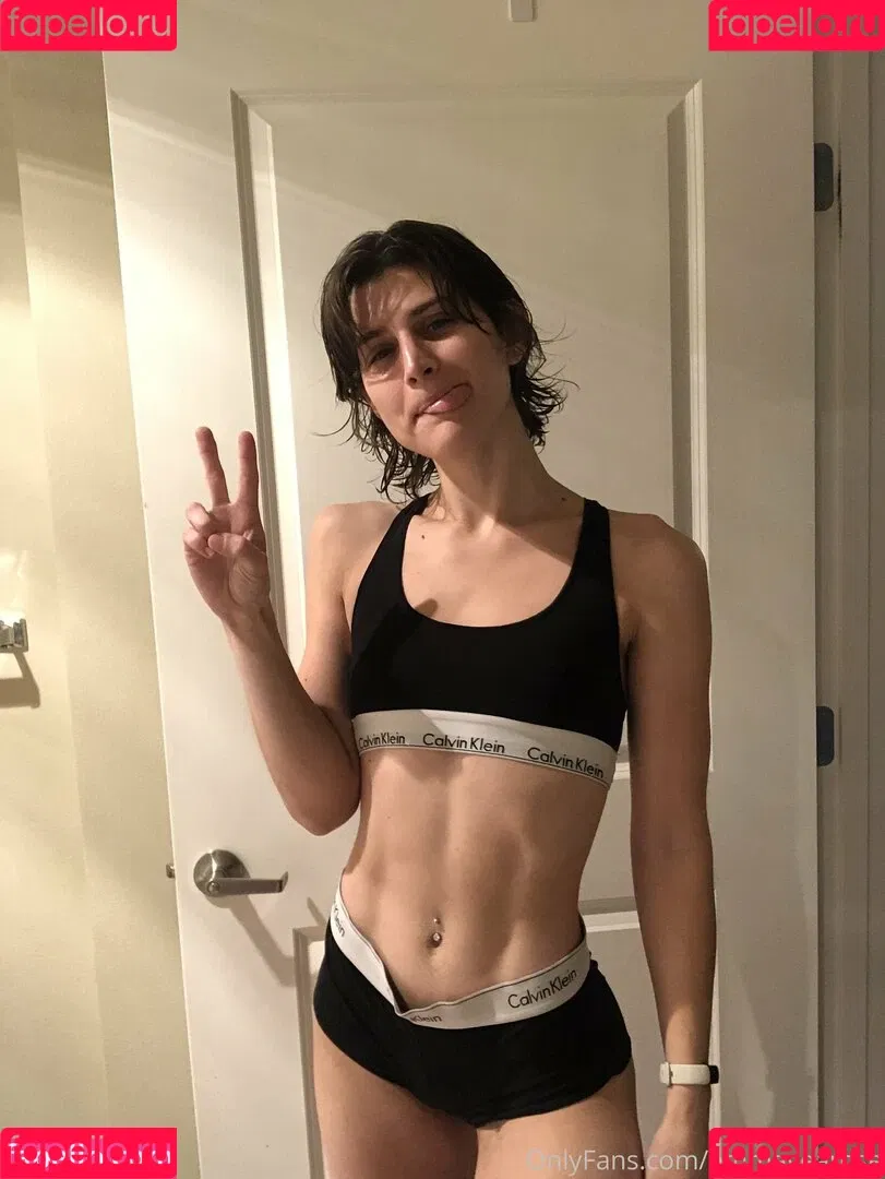 emmayearose Onlyfans Photo Gallery 