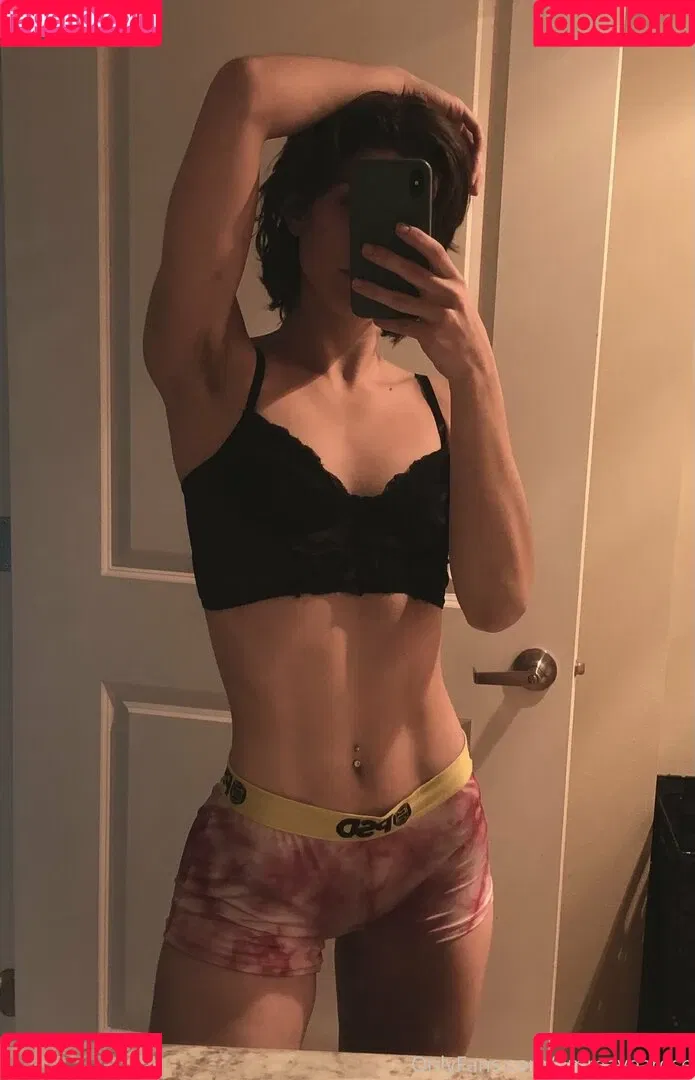 emmayearose Onlyfans Photo Gallery 