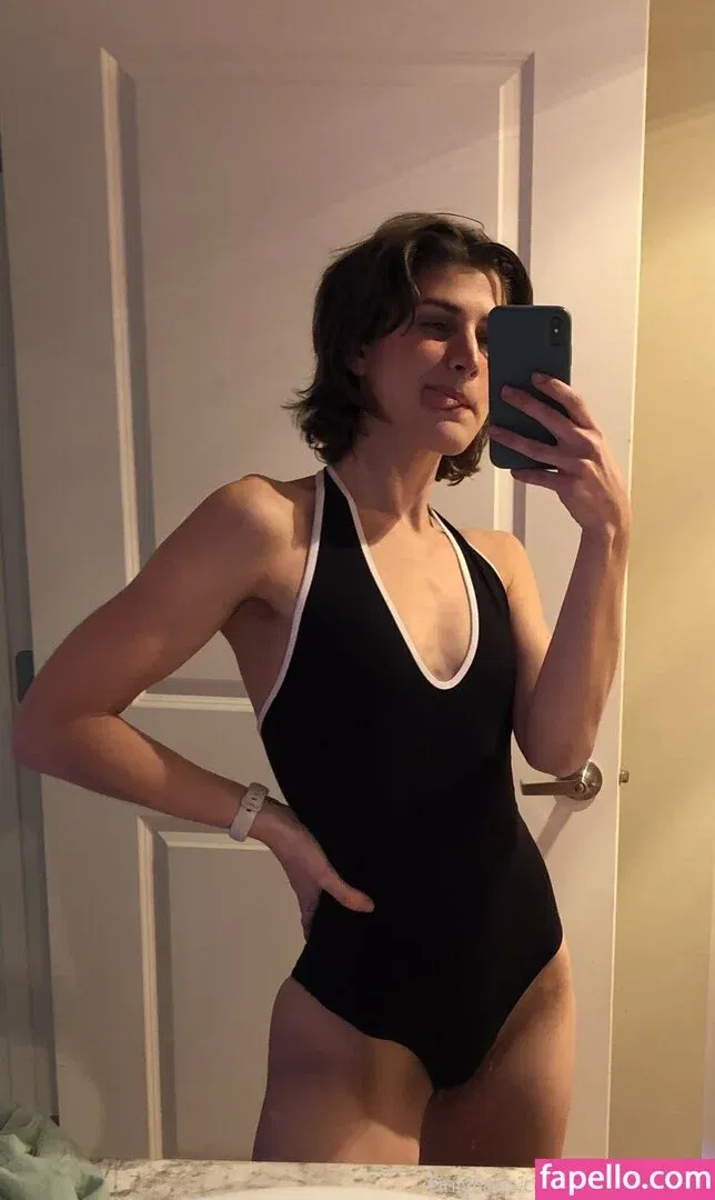 emmayearose Onlyfans Photo Gallery 