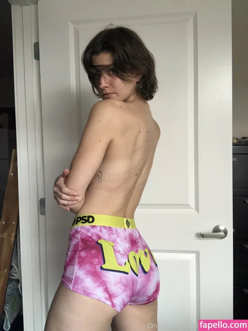 emmayearose Onlyfans Photo Gallery 