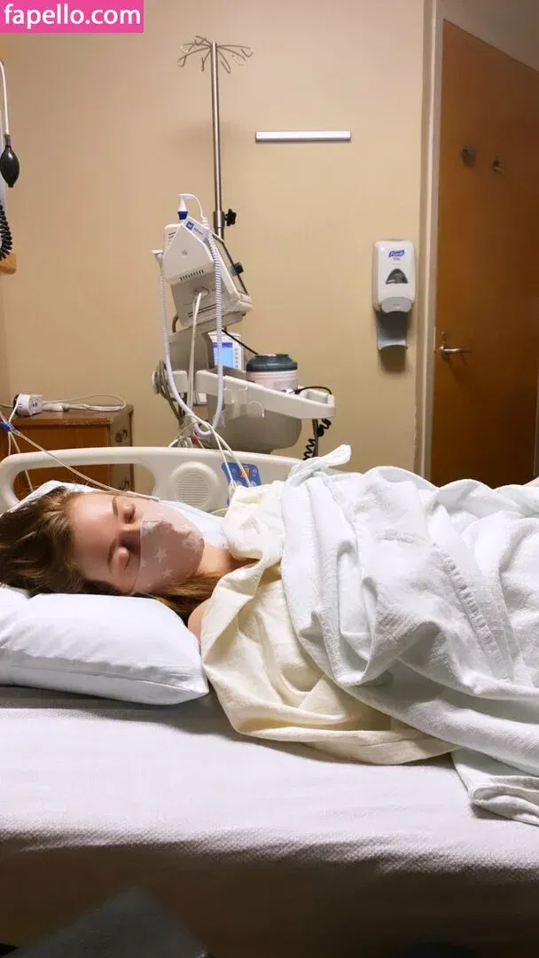 Avalon Warren Onlyfans Photo Gallery 