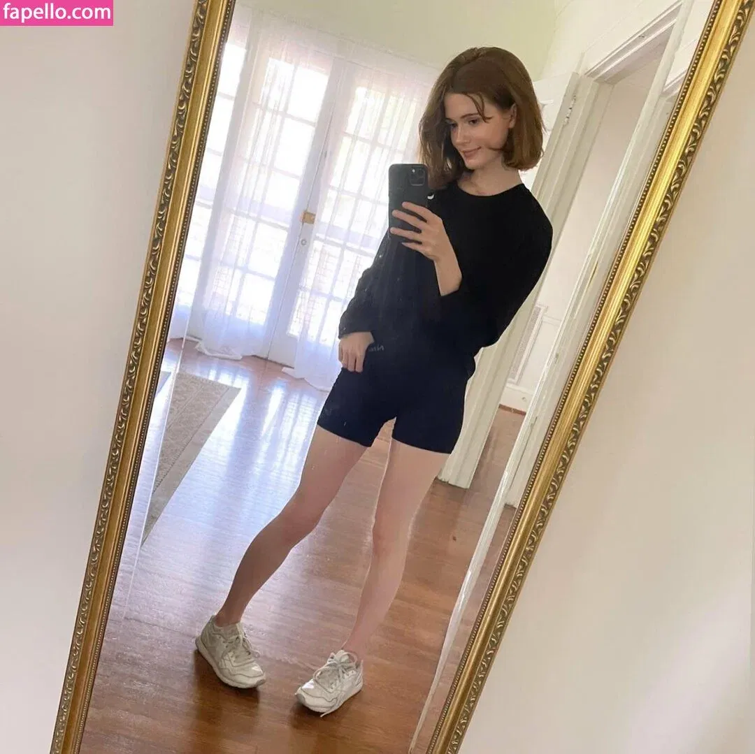 Avalon Warren Onlyfans Photo Gallery 