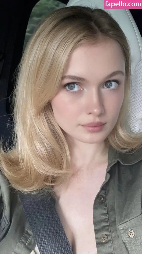 Avalon Warren Onlyfans Photo Gallery 