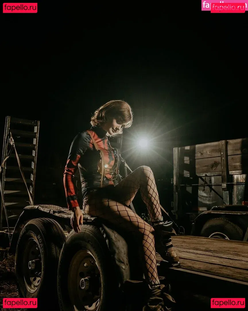 Avalon Warren Onlyfans Photo Gallery 