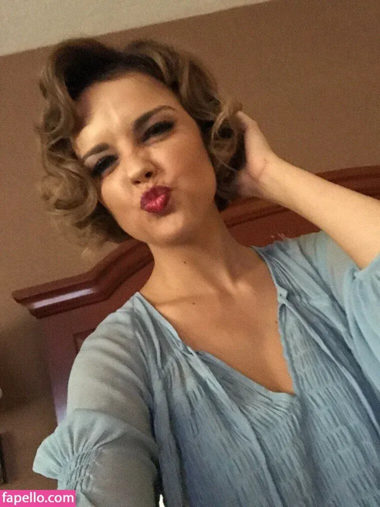 Dillion Harper Onlyfans Photo Gallery 