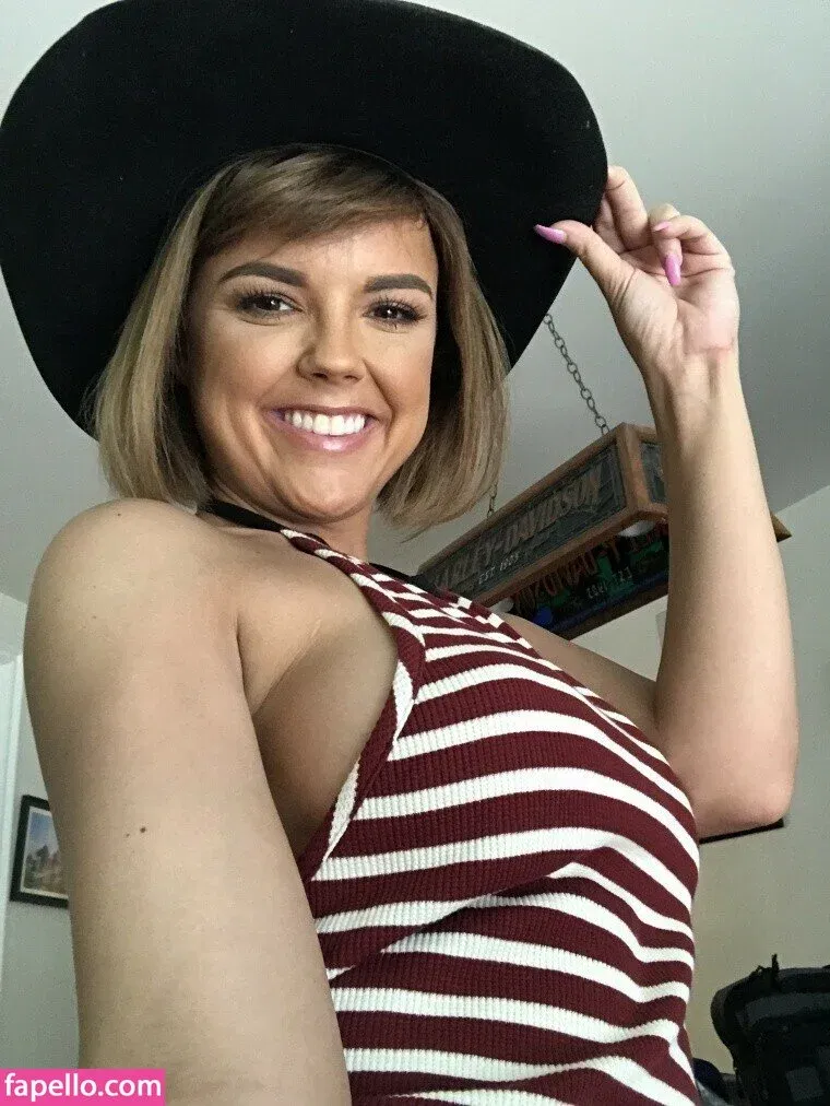 Dillion Harper Onlyfans Photo Gallery 