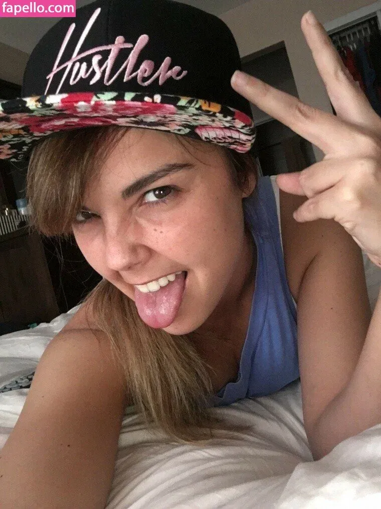 Dillion Harper Onlyfans Photo Gallery 