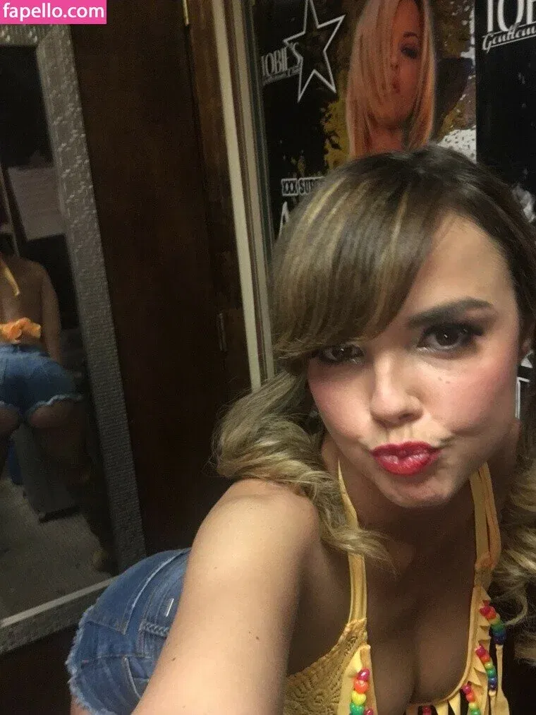 Dillion Harper Onlyfans Photo Gallery 