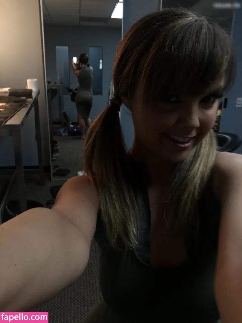 Dillion Harper Onlyfans Photo Gallery 