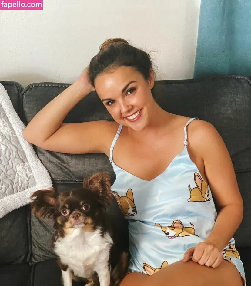 Dillion Harper Onlyfans Photo Gallery 