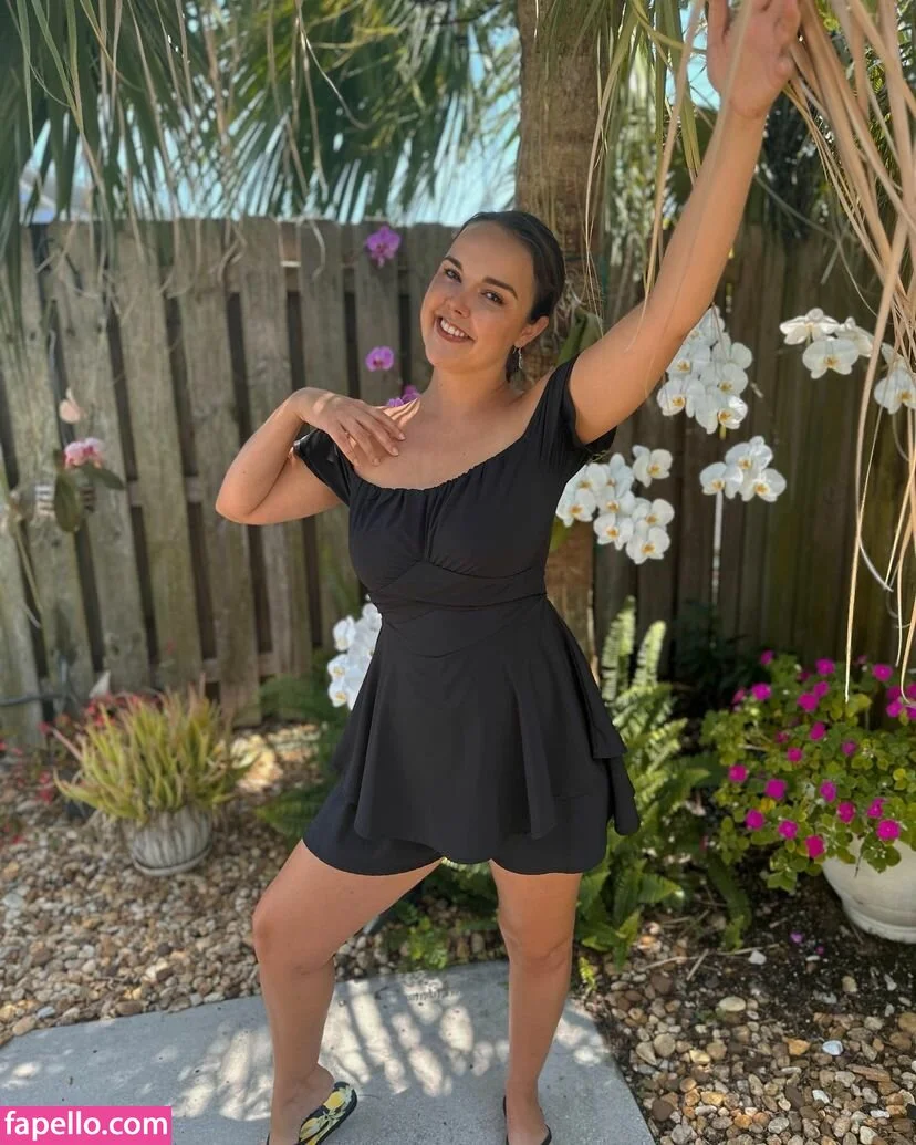 Dillion Harper Onlyfans Photo Gallery 