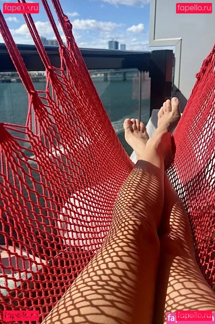 Jade Catta-Preta Onlyfans Photo Gallery 