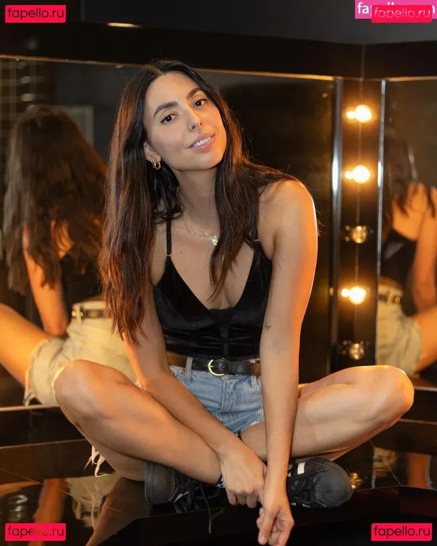 Jade Catta-Preta Onlyfans Photo Gallery 