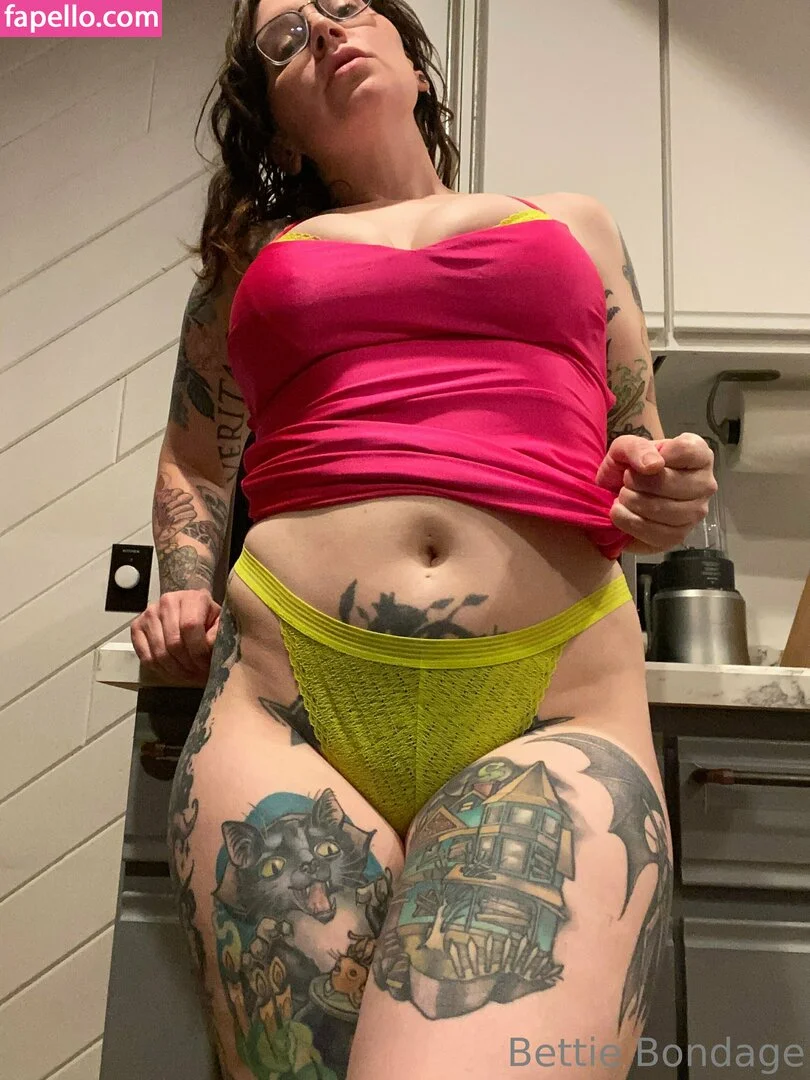 Bettie Bondage Onlyfans Photo Gallery 